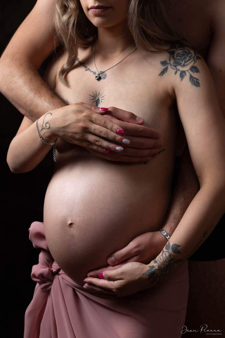 Jean Pierre Giraud Photographe Portraitiste Professionnel de Grossesse à Clermont Ferrand 