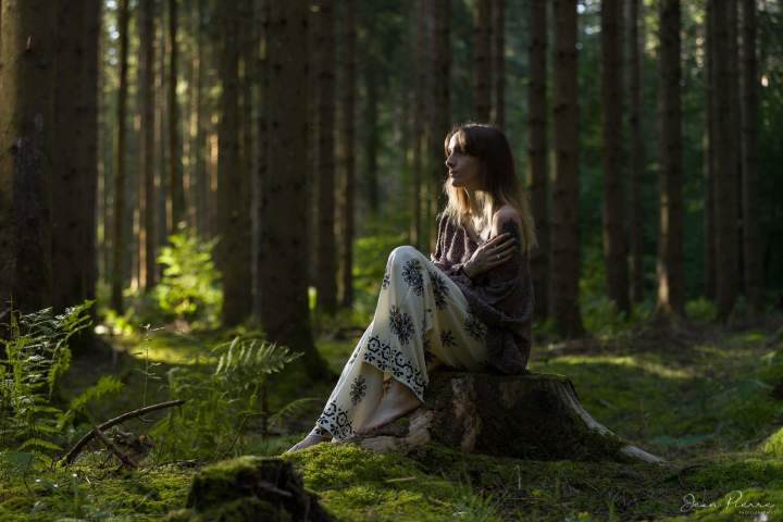 Portrait féminin en forêt Jean Pierre Giraud Photographies (2)