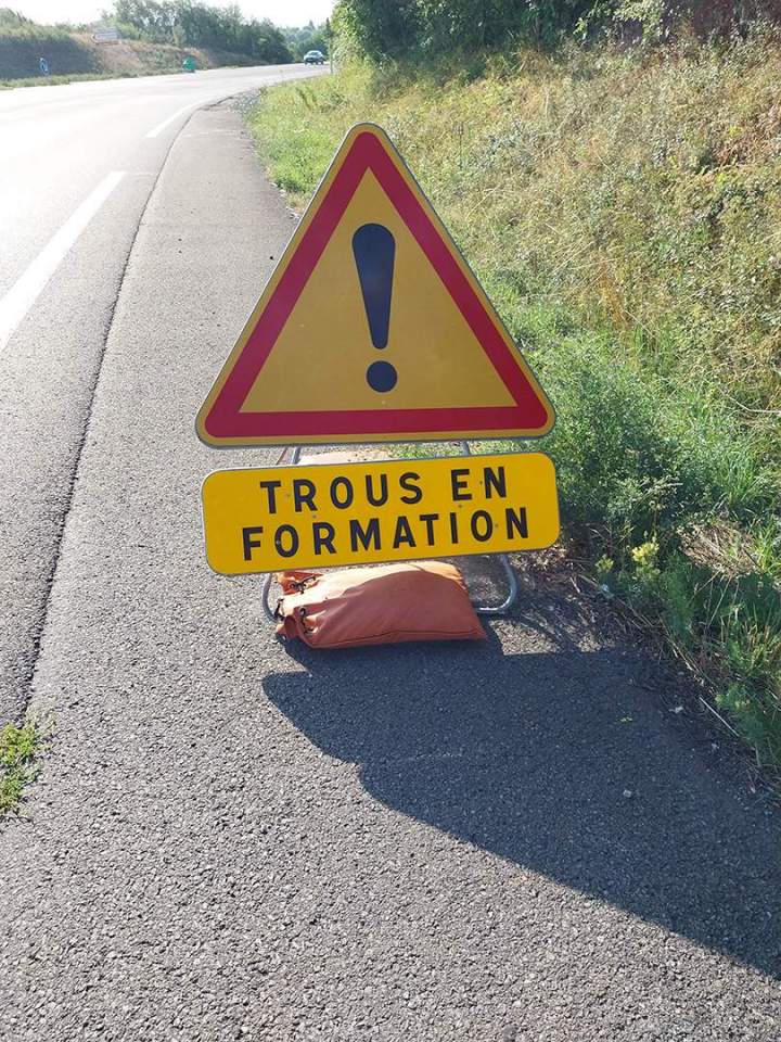 Trous en formation